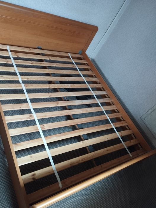 Отдам даром кровать