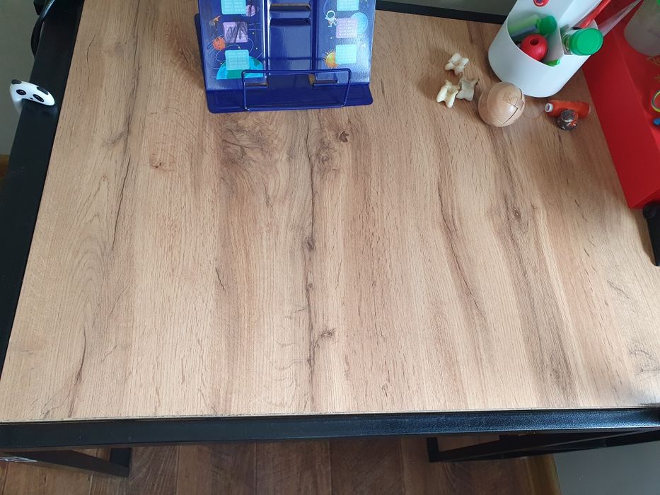 Стол в стиле лофт