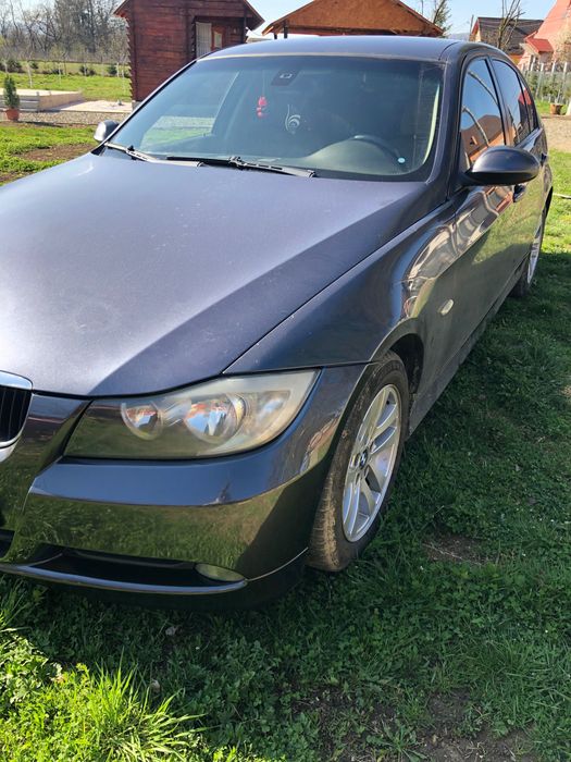 Vând Bmw 318 d e90