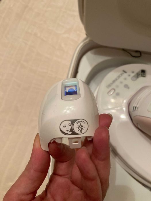 Epilator cu lumina intens pulsata Remington i-Light Prestige IPL6750