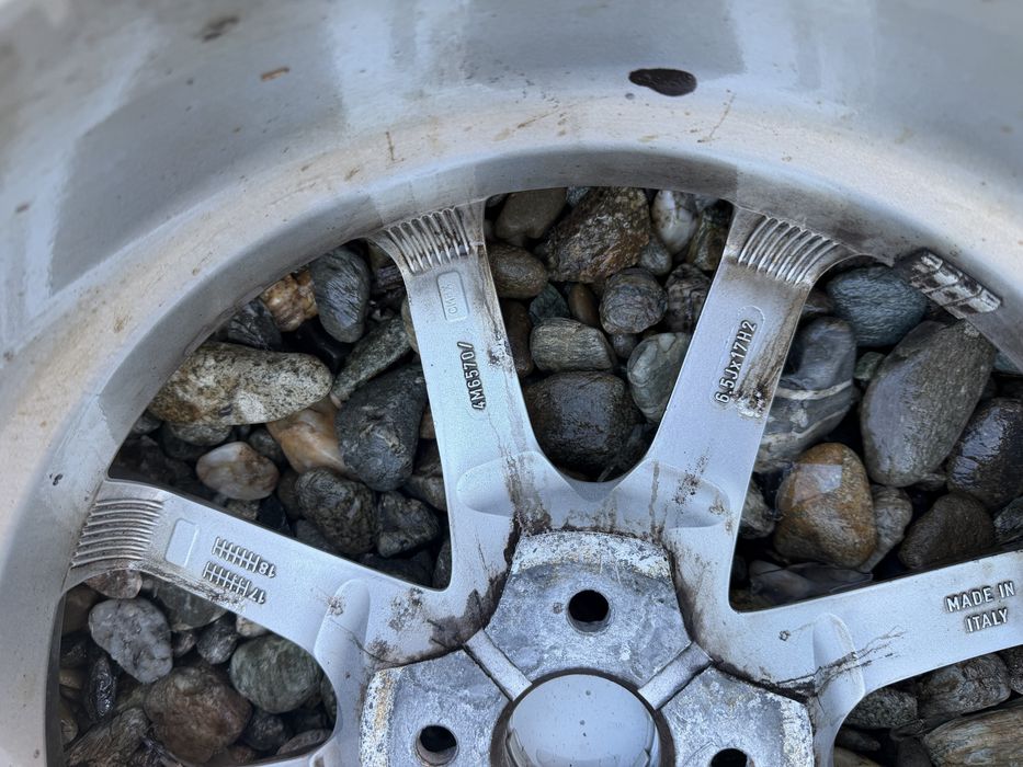 jante originale KIA pe 17 cu cauciuri Noi