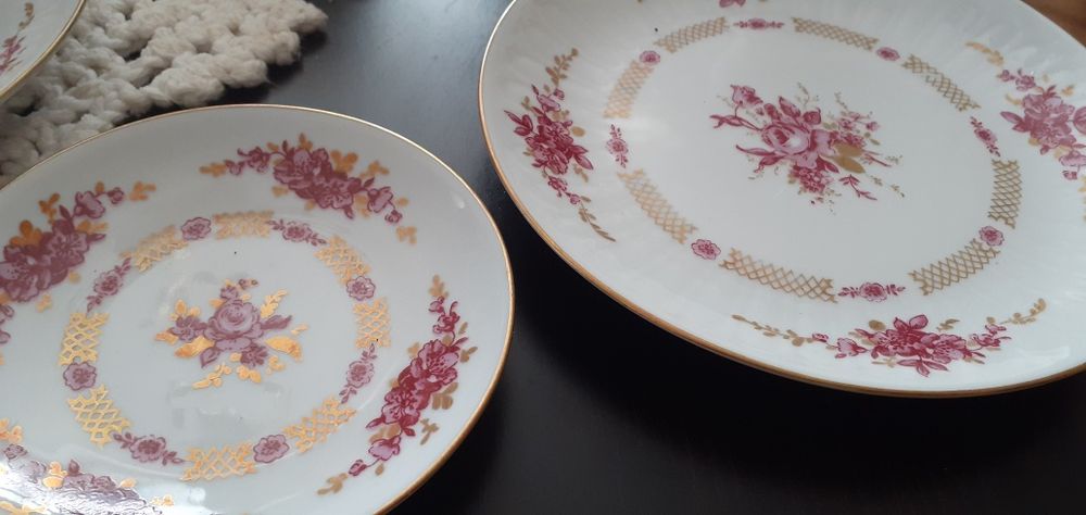 Порцеланов сервиз