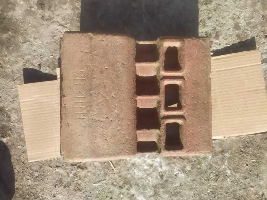 Насос на опрыскиватель.