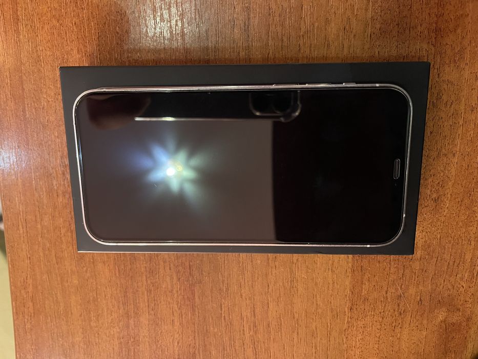Iphone 12 Pro 256g в отличном состоянии!