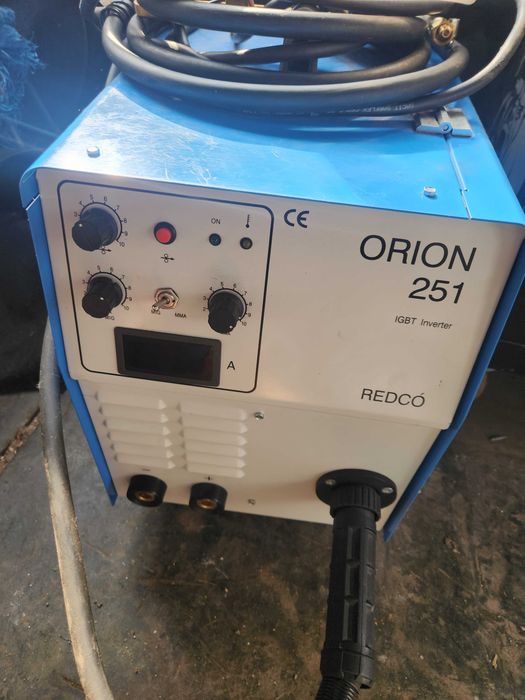 REDKO Трифазно професионално телоподаващо Инверторен апарат ORION 251