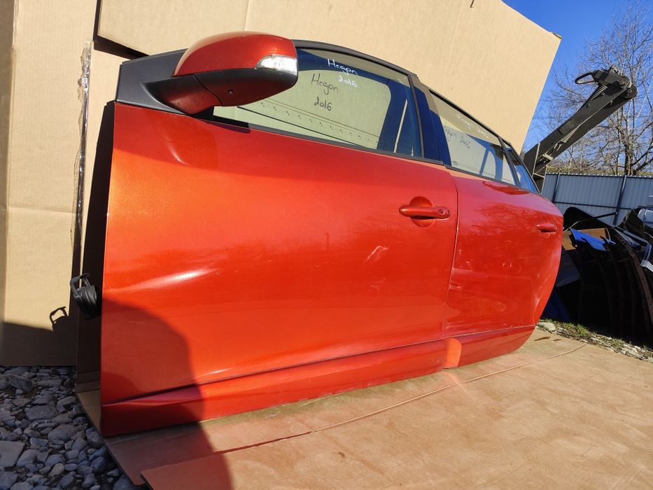 Ușa stânga fata Renault Megane 3. stânga spate Renault Megane 3 break