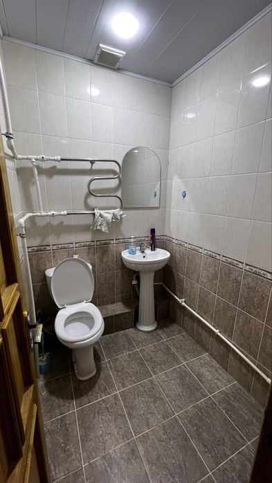 Просторная 3х комнатная пустая во 2 микрорайоне