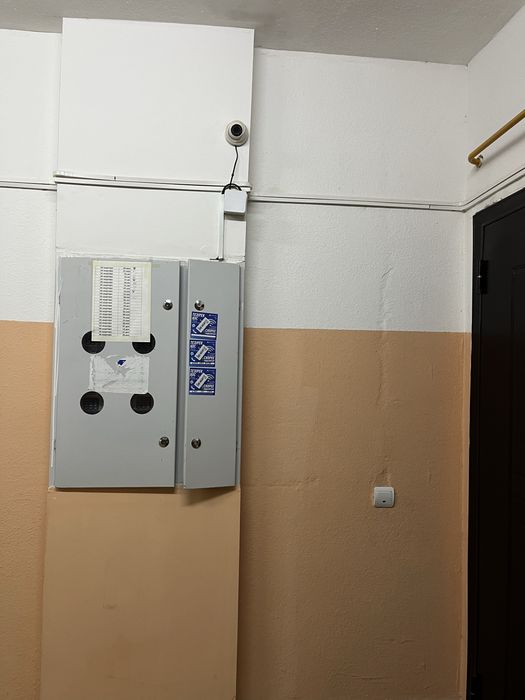 Сдается 2 комн квартира