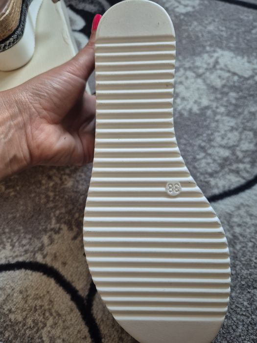 Дамски сандали Clara Barson