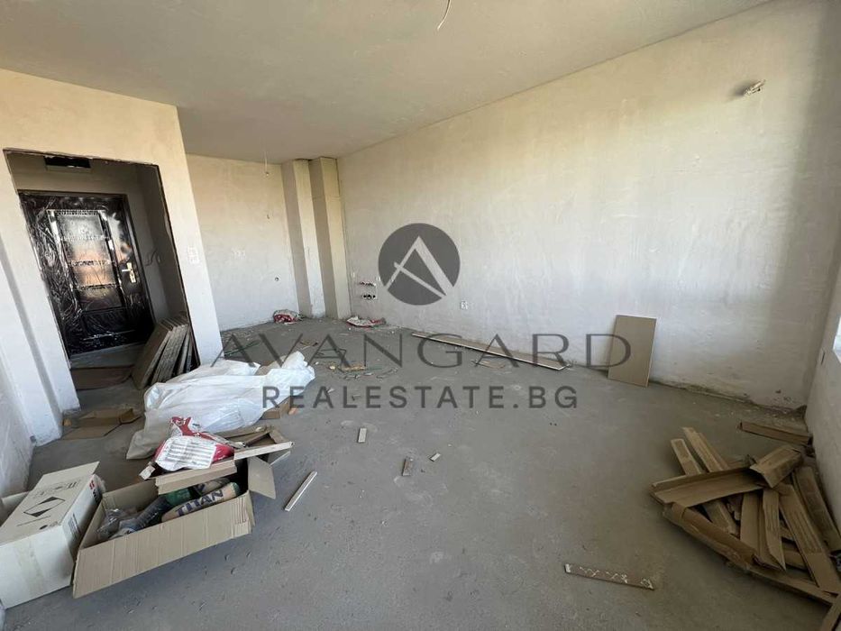 Продава се Двустаен апартамент в Пловдив, Кючук Париж - 65 кв.м за 1239 €/кв.м - Снимка #1