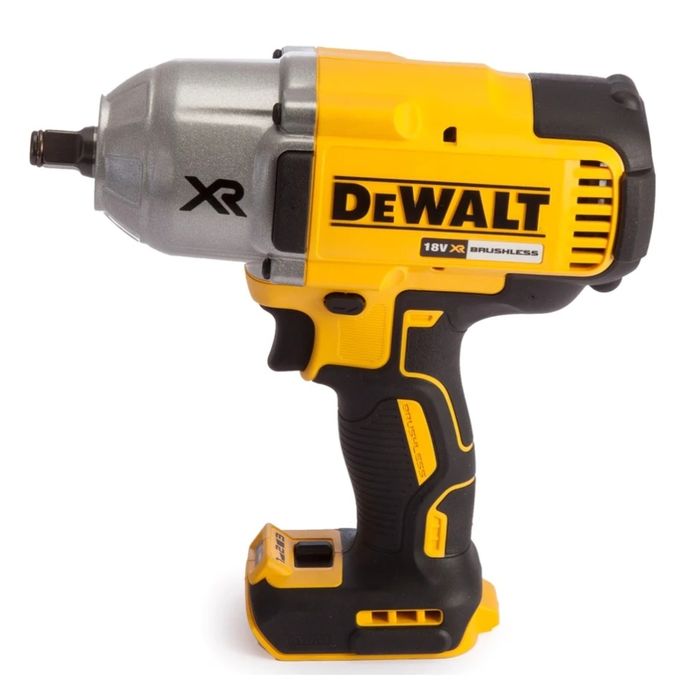 Гайковерт DeWalt DCF899/18V с 4Ah батерия, зарядно и чанта