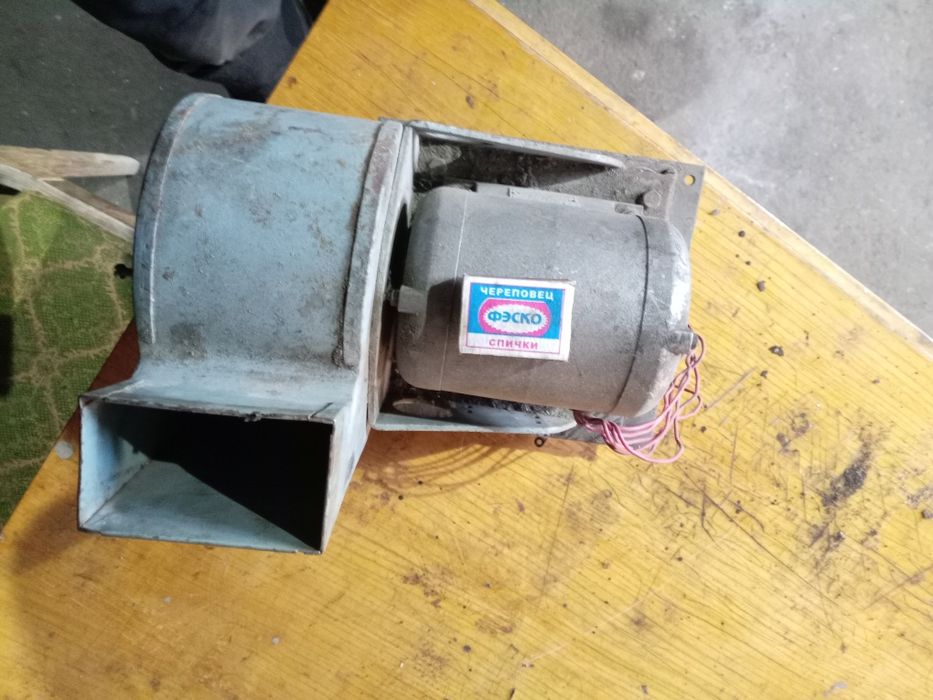 Продам вытяжку улитка на 380в.