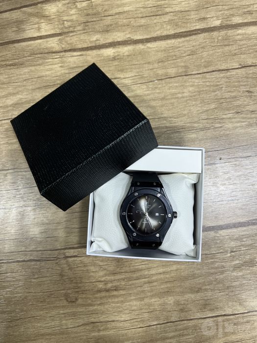 Erkaklar uchun soat HUBLOT