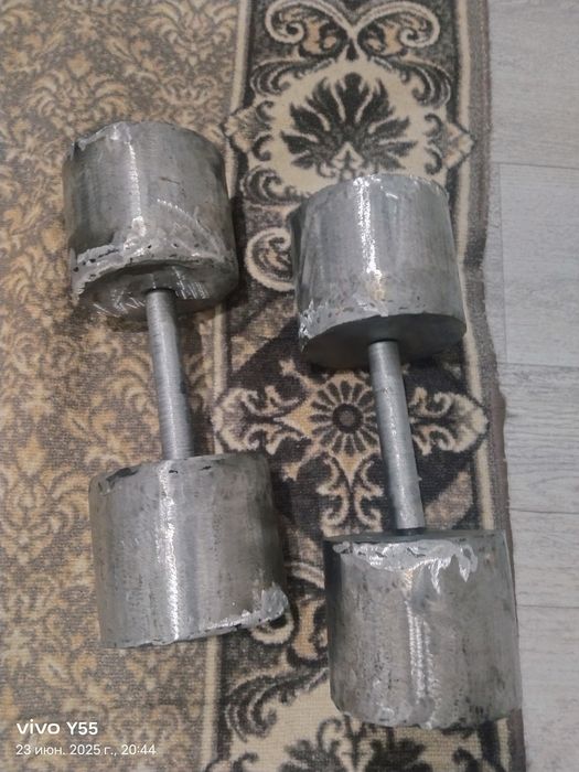 Продам гантелиииии