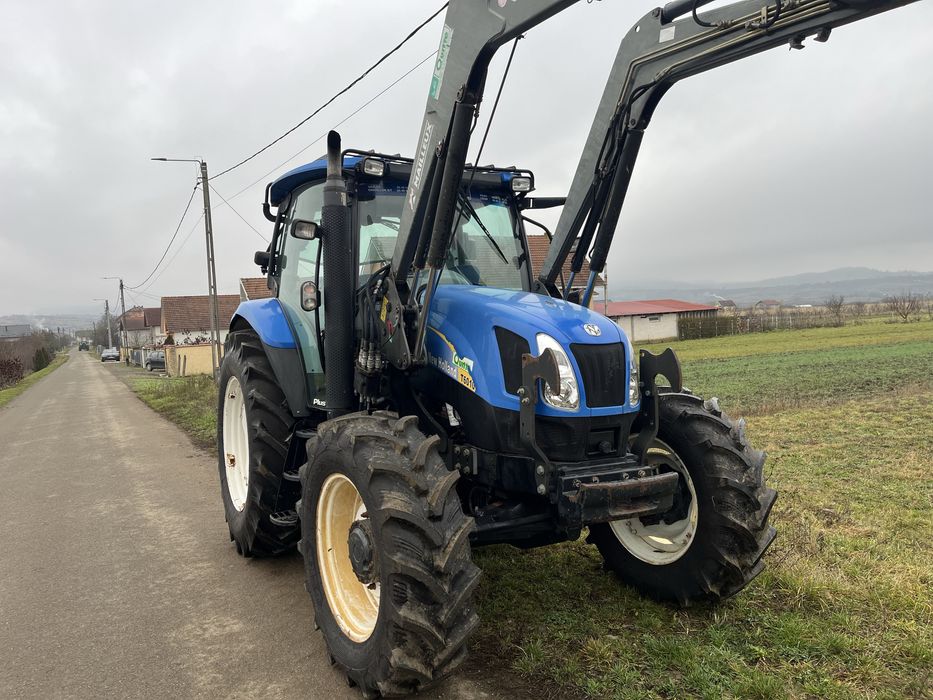 Tractor new holland