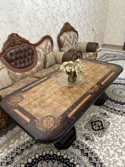 Диван кресло ва стол сотилади