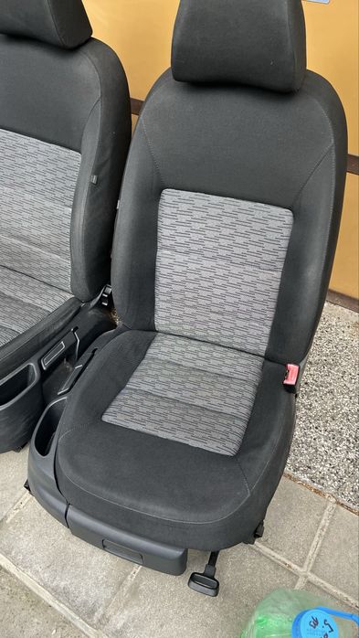 Седалки за Шкода Октавия 2