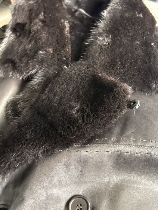 Продаю кожаную дубленку