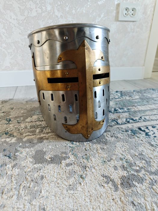 Рыцарский шлем тамплиера