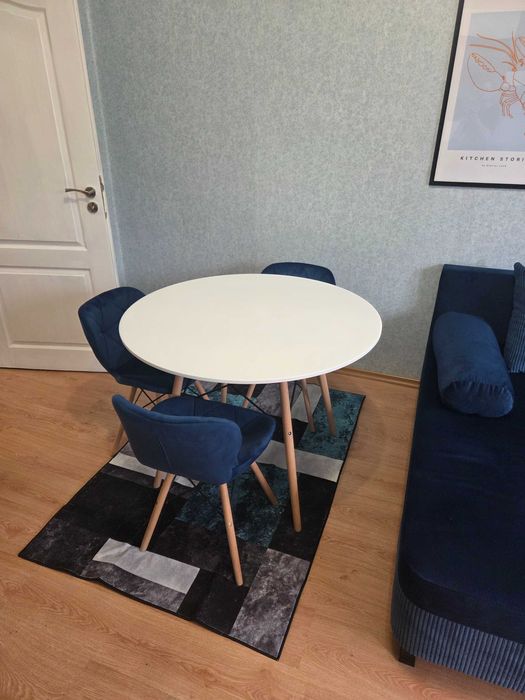 Дава се под наем Тристаен апартамент в София, Лозенец - 75 кв.м за 770 € - Снимка #2