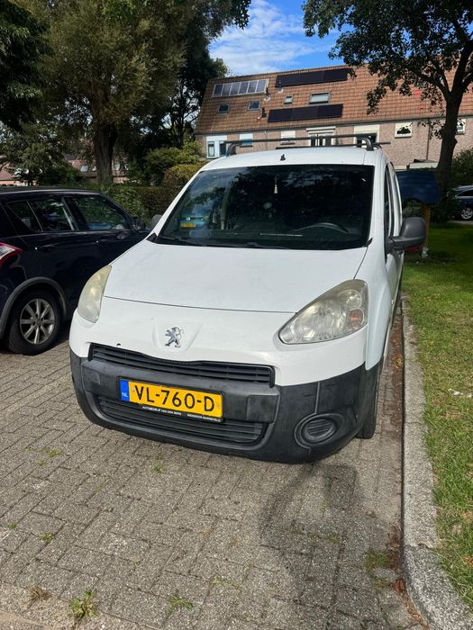 Vând Peugeot Partner 2014 ,2 locuri