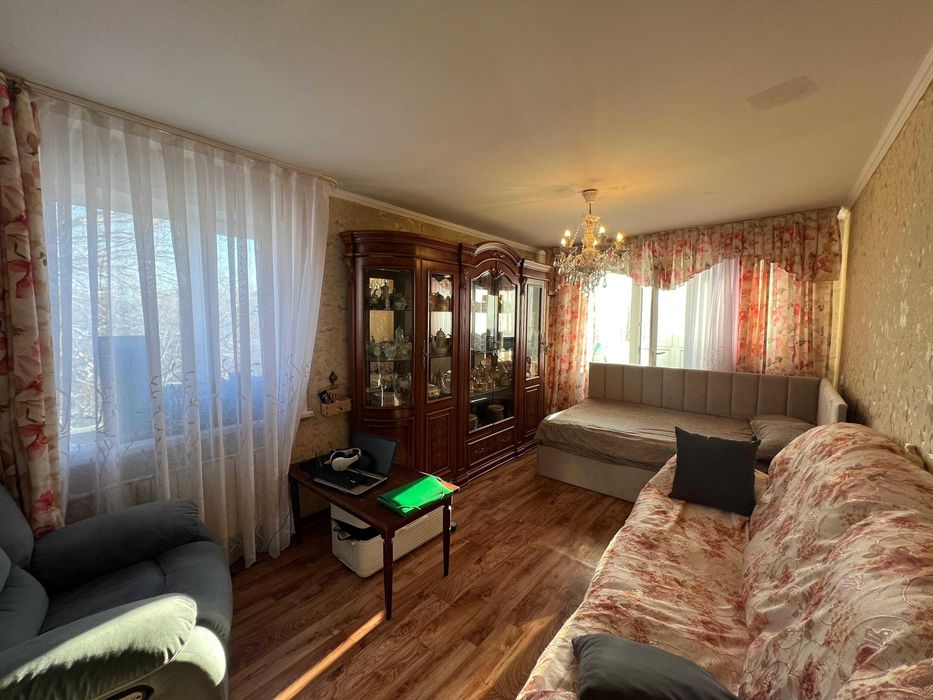 Продаю 2-комн. по Алиханова на 4 этаже. Вечный огонь.