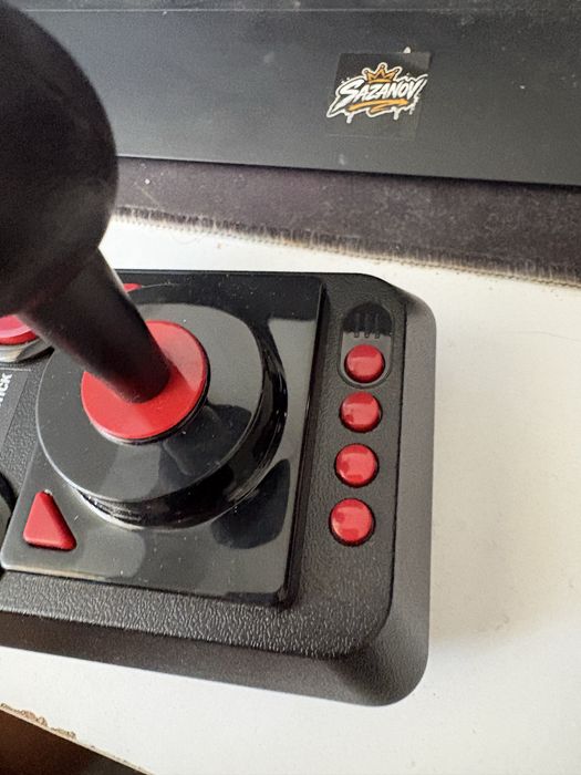 Продавам джойстик The Joystick – чисто нов, неизползван