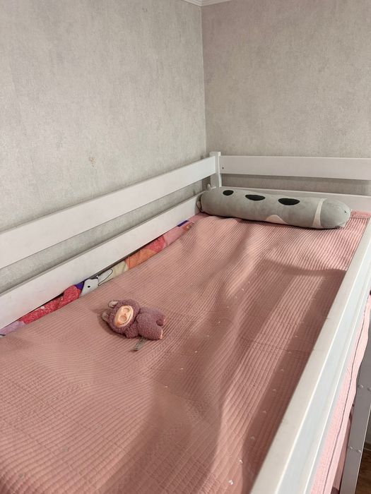 Продам двухъярусный кровать