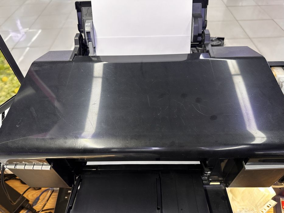 Epson L805 в хорошем состяонии