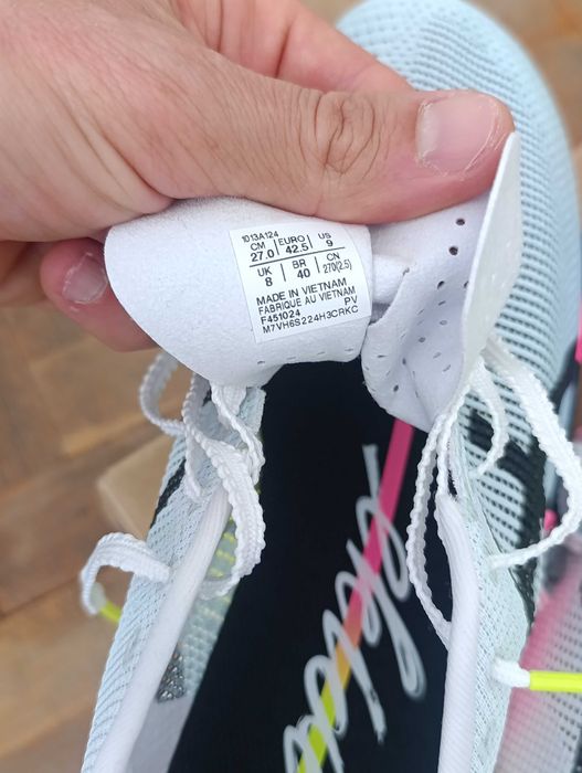ASICS metaspeed edge 42.5