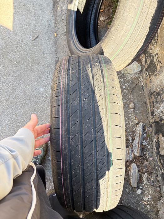 Чисто нови гуми GOODYEAR 215/55R17 94W EFFIGRIP PERF 2