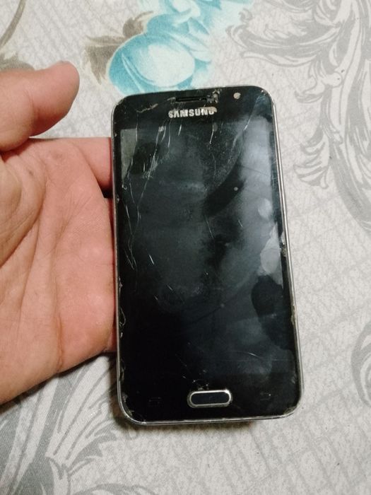 Samsung J1 zapchast uchun