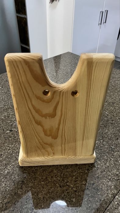 Хамоньера. Подставка для хамона