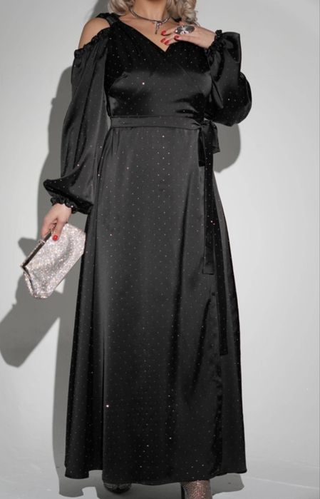 Продам платье новое