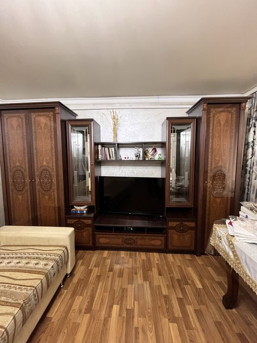 Продам стенку для гостиной