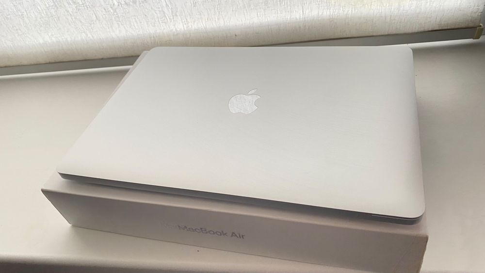 Macbook сатылады жағдайы жақсы