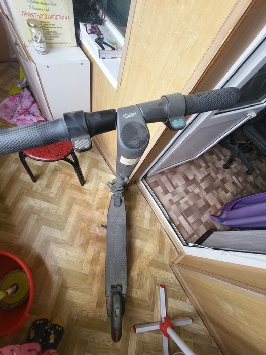 электро самокат с зарядкой