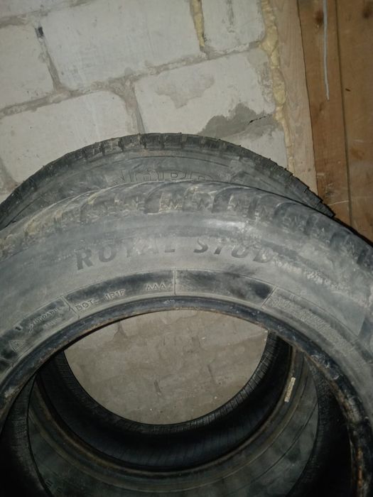 Продам шины зимние 4шт  б,у