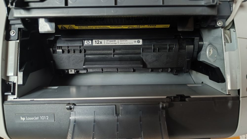 Продам принтер А4 HP LaserJet 1012