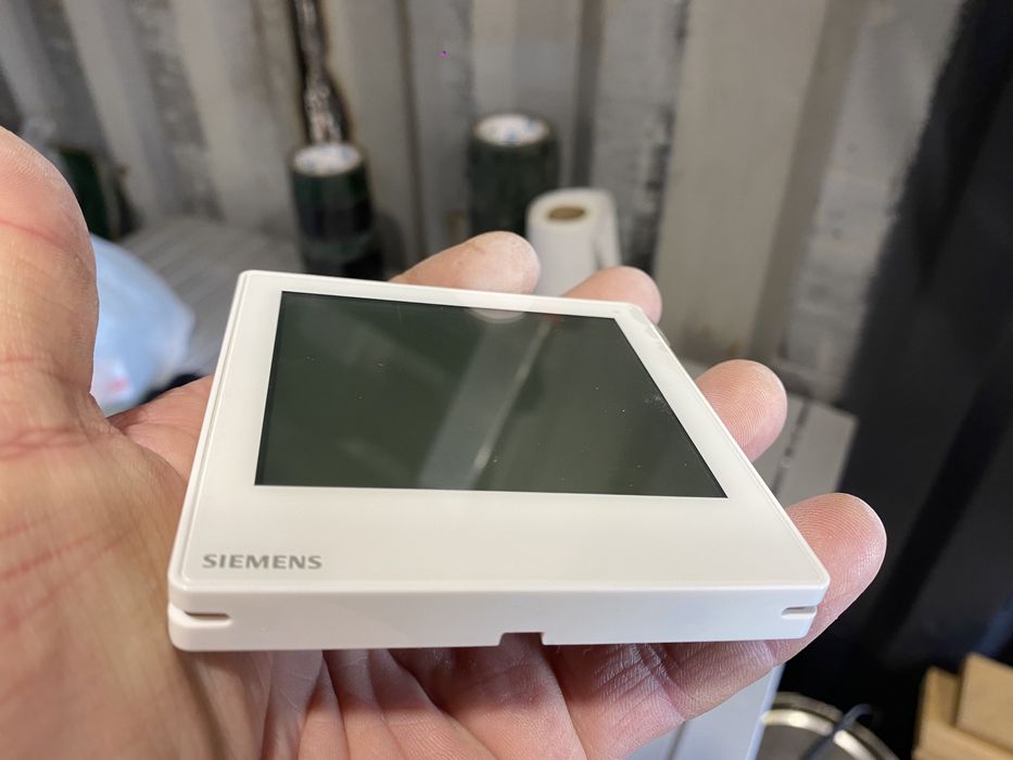 Комнатный термостат Siemens RDF800KN: