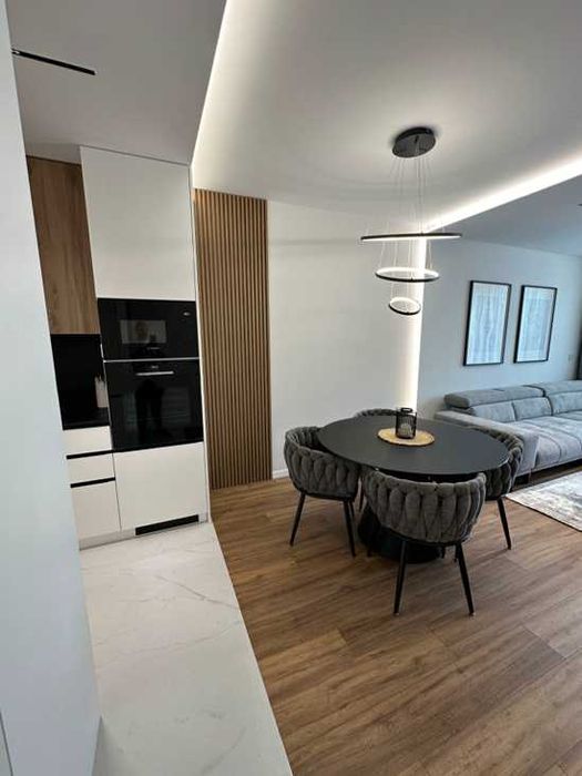 Дава се под наем Двустаен апартамент в София, Дианабад - 103 кв.м за 1100 € - Снимка #1