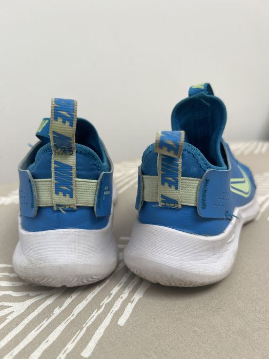 Adidas Nike Runner flex marime 31