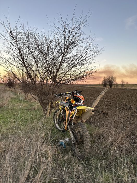 Suzuki RMZ 250 4t