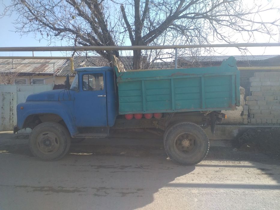 Zil Samosval sotiladi яил 1976