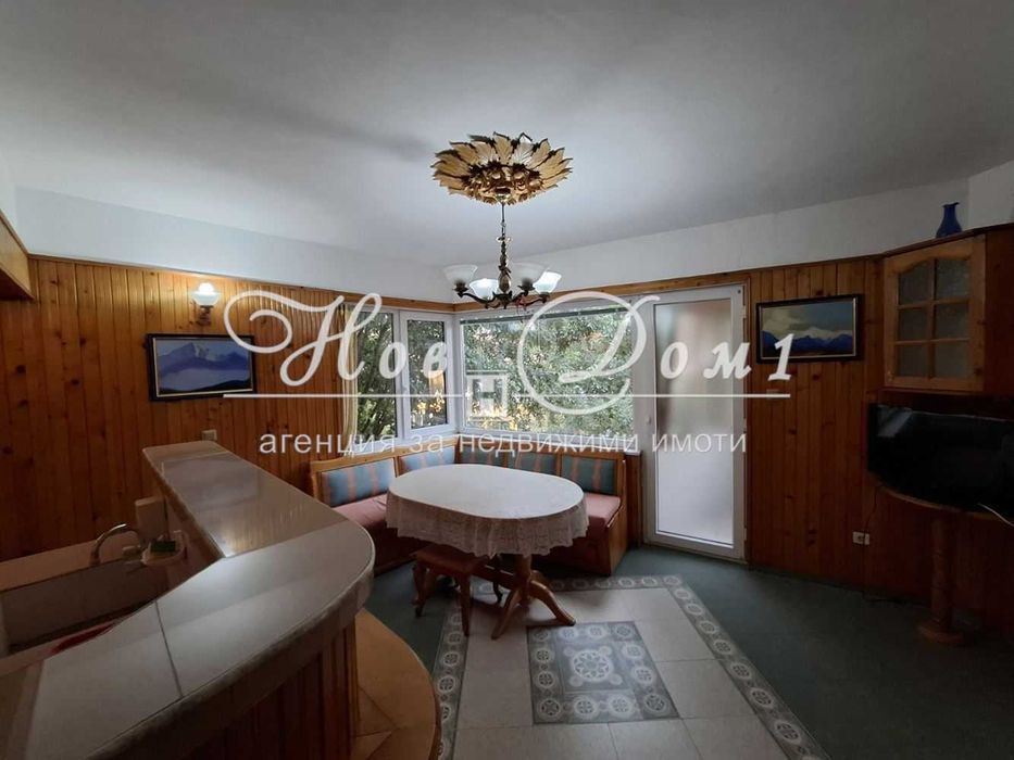 Дава се под наем Двустаен апартамент в Варна, Гръцка махала - 60 кв.м за 459 € - Снимка #1