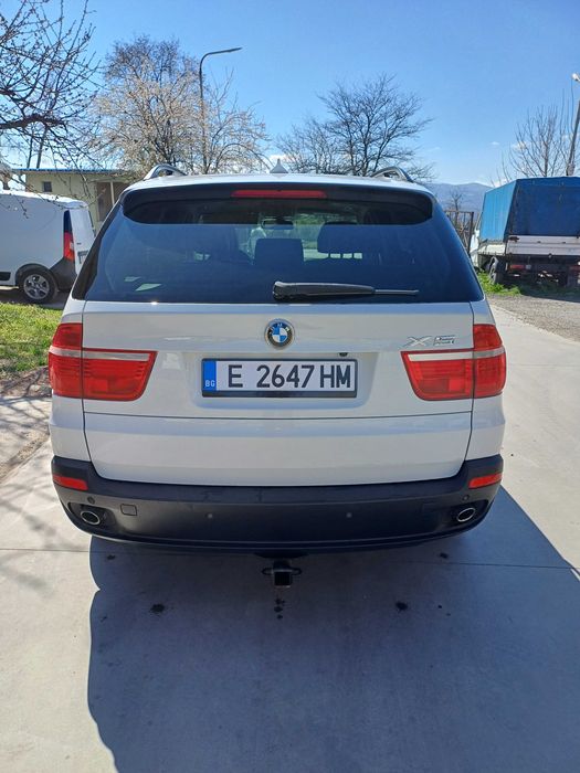 BMW X5 E70 3.0i 2009 На 25.03.2026г монтирани чисто нови гуми