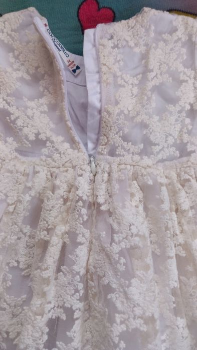 Rochita dantela bebelusi