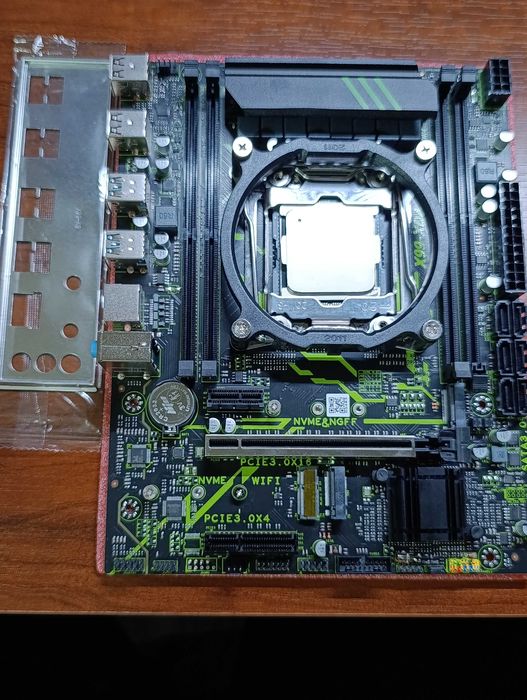 Продам комплект X99-XD4 / E5-2680 v4 / RGB кулер 4 трубки