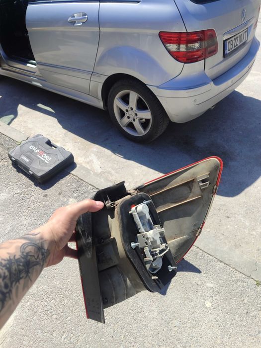 2бр. Стопове за Мерцедес Б класа (ляв)