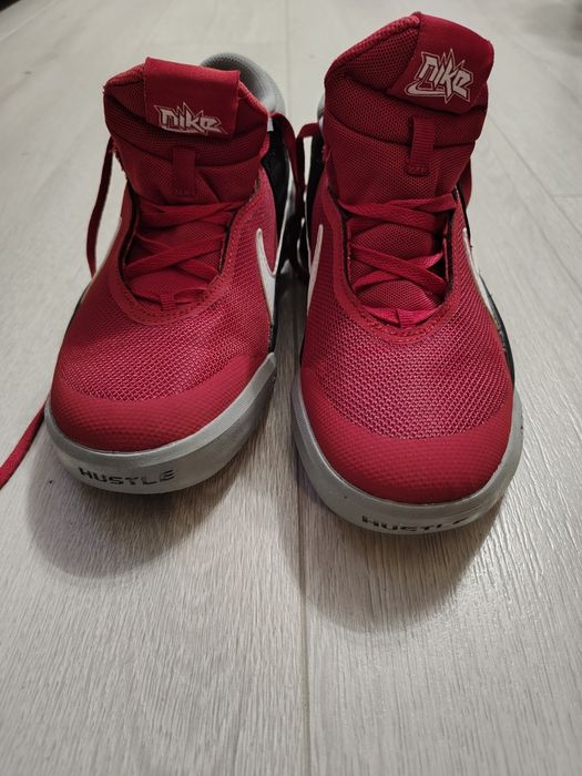 Маратонки Nike 36